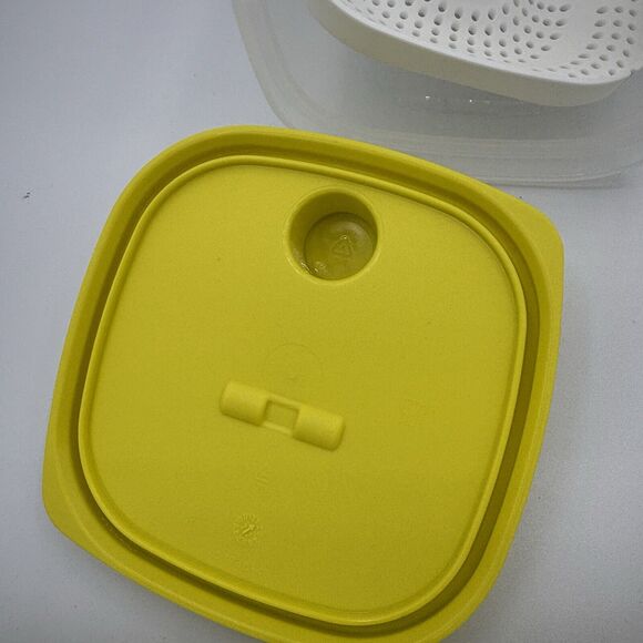 Tupperware Slim Line Pitcher 8 Cups 2 L w Yellow Lid‎ Jug Container Carafe F4 - Picture 10 of 10